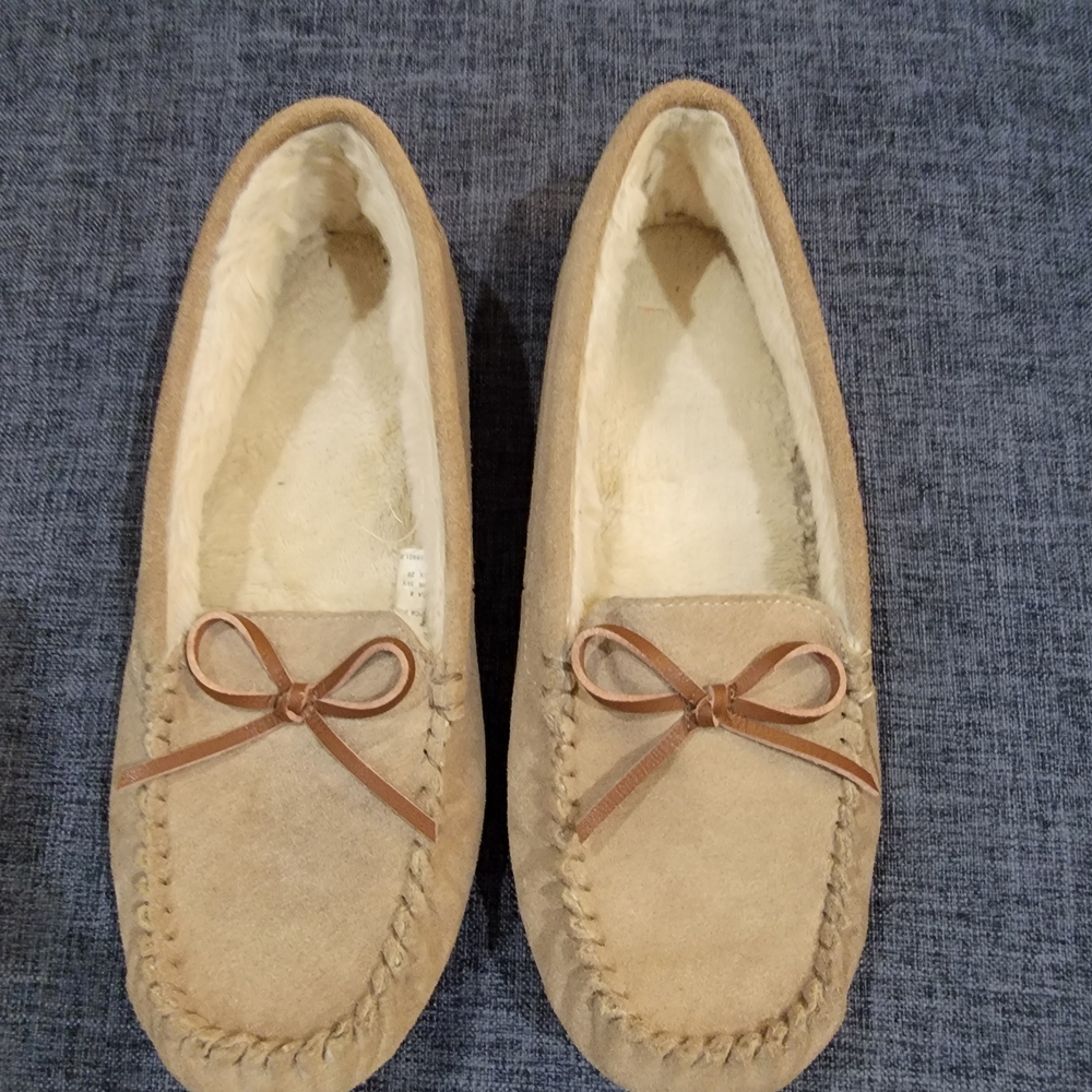 Women's Tan Moccasin Slippers